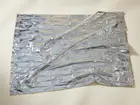 Manta térmica 140 × 210 cm desplegada
